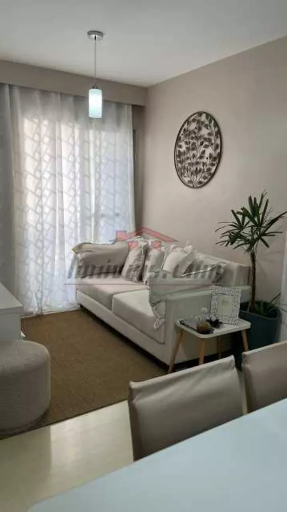 Apartamento à venda com 3 quartos, 64m² - Foto 2