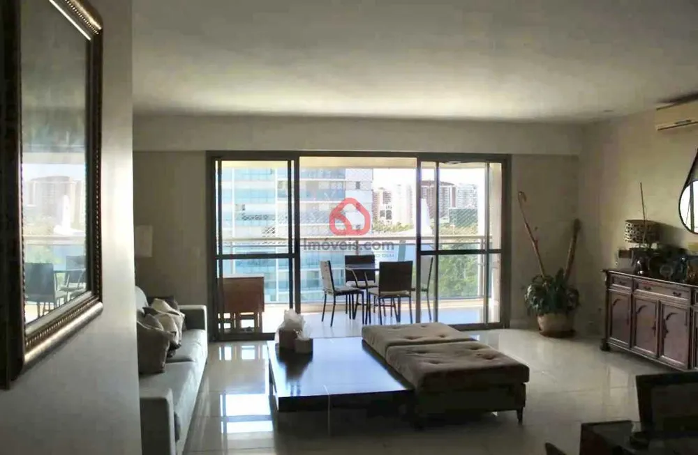Apartamento, 4 quartos, 206 m² - Foto 2
