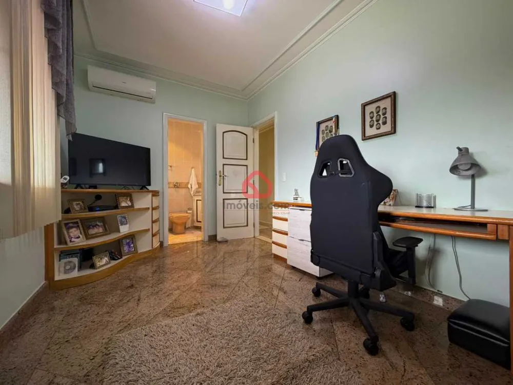 Cobertura, 3 quartos, 232 m² - Foto 2