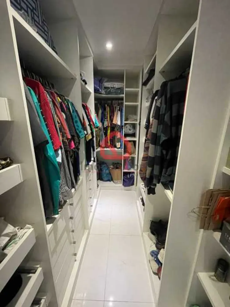 Cobertura, 3 quartos, 204 m² - Foto 1