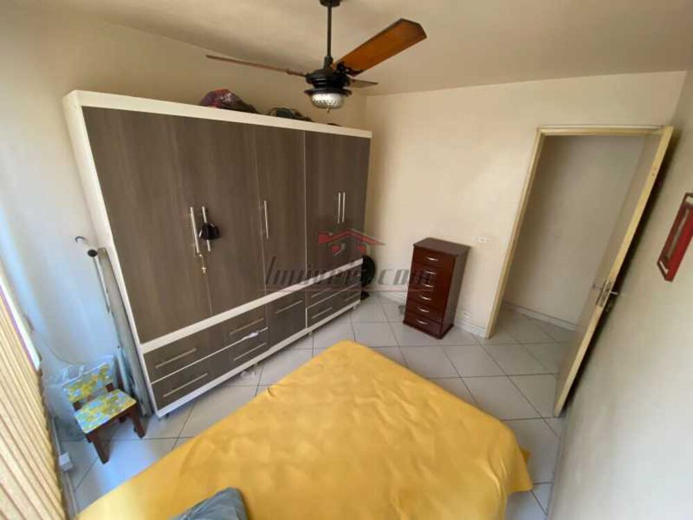Apartamento à venda com 2 quartos, 75m² - Foto 2