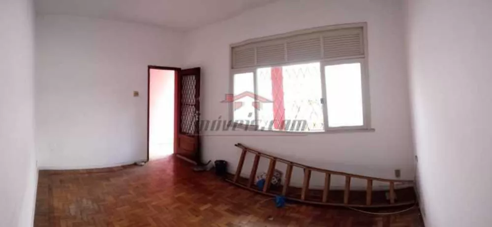 Casa de Vila à venda com 3 quartos, 180m² - Foto 3