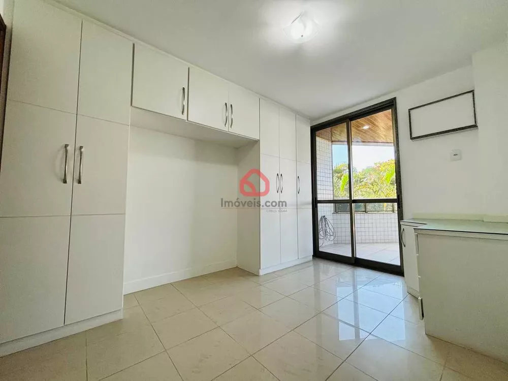 Apartamento, 3 quartos, 158 m² - Foto 1