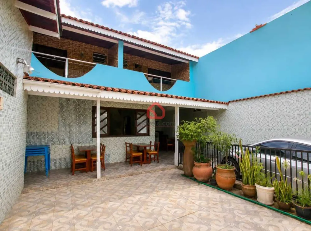 Casa, 3 quartos, 430 m² - Foto 1