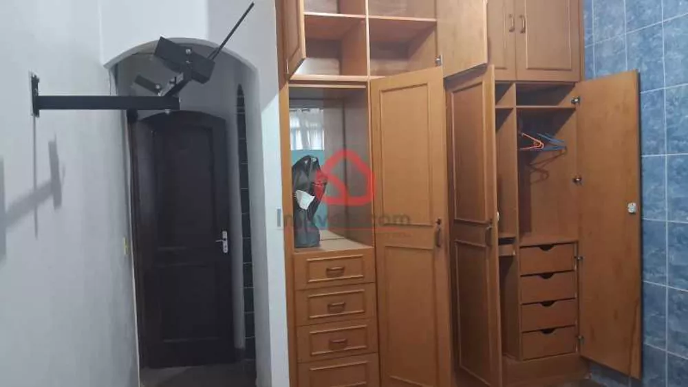 Casa, 4 quartos, 195 m² - Foto 3