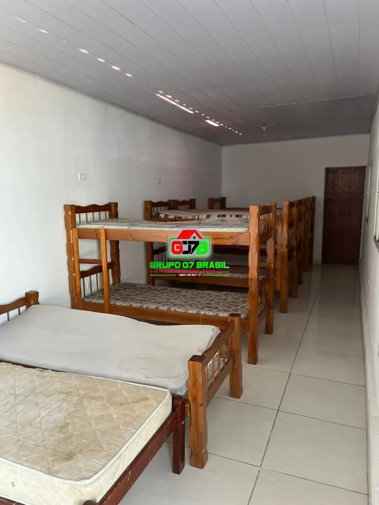 Chácara, 4 quartos, 2000 m² - Foto 1