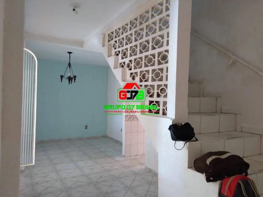 Sobrado, 6 quartos, 200 m² - Foto 2
