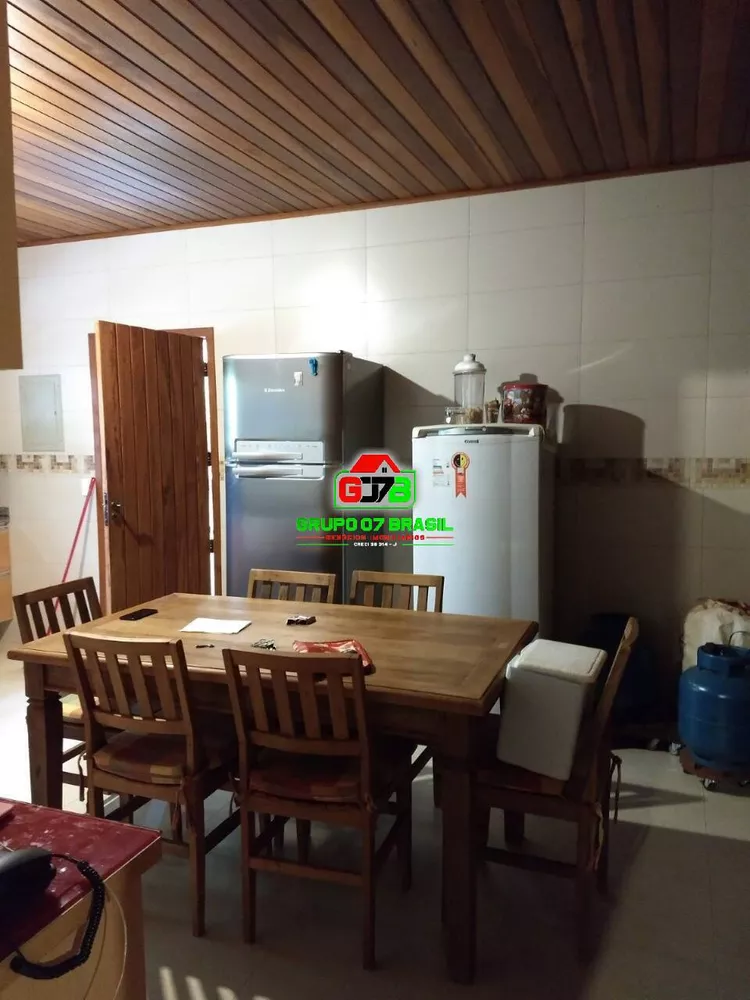 Casa de Condomínio à venda com 2 quartos, 335m² - Foto 2