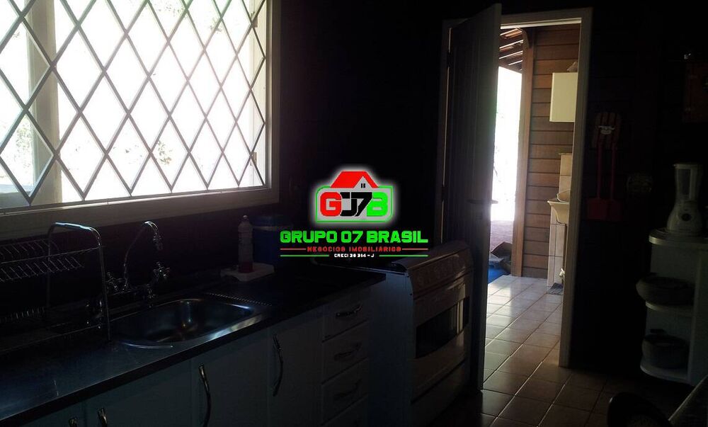 Sítio à venda com 5 quartos, 290m² - Foto 3