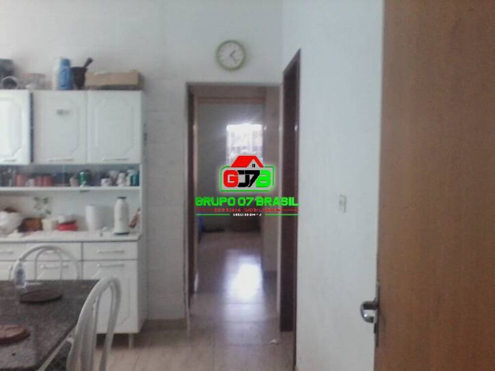 Sobrado, 4 quartos, 180 m² - Foto 1