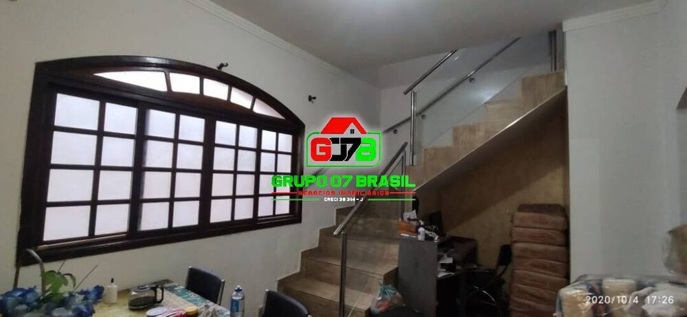 Sobrado, 3 quartos, 180 m² - Foto 1