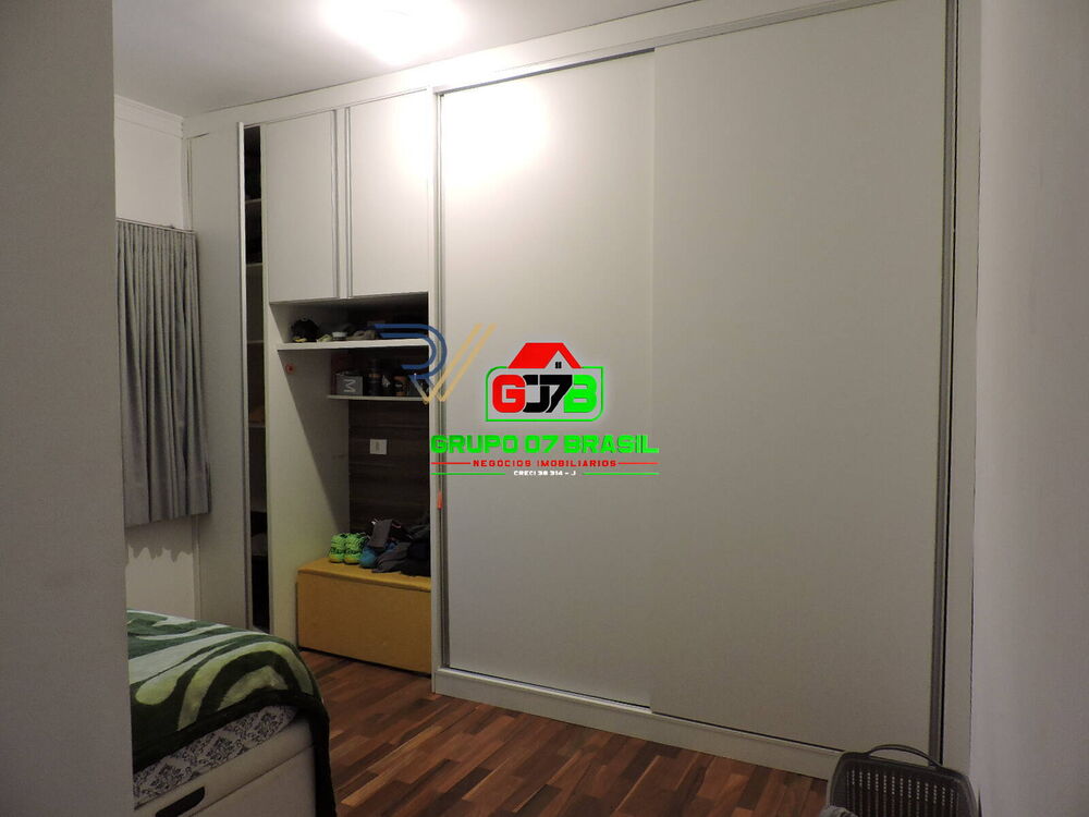 Casa à venda com 4 quartos, 244m² - Foto 10