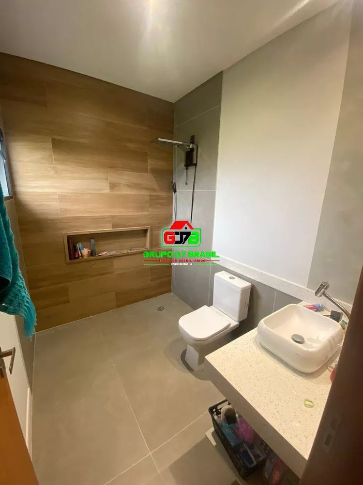 Casa à venda com 3 quartos, 250m² - Foto 15