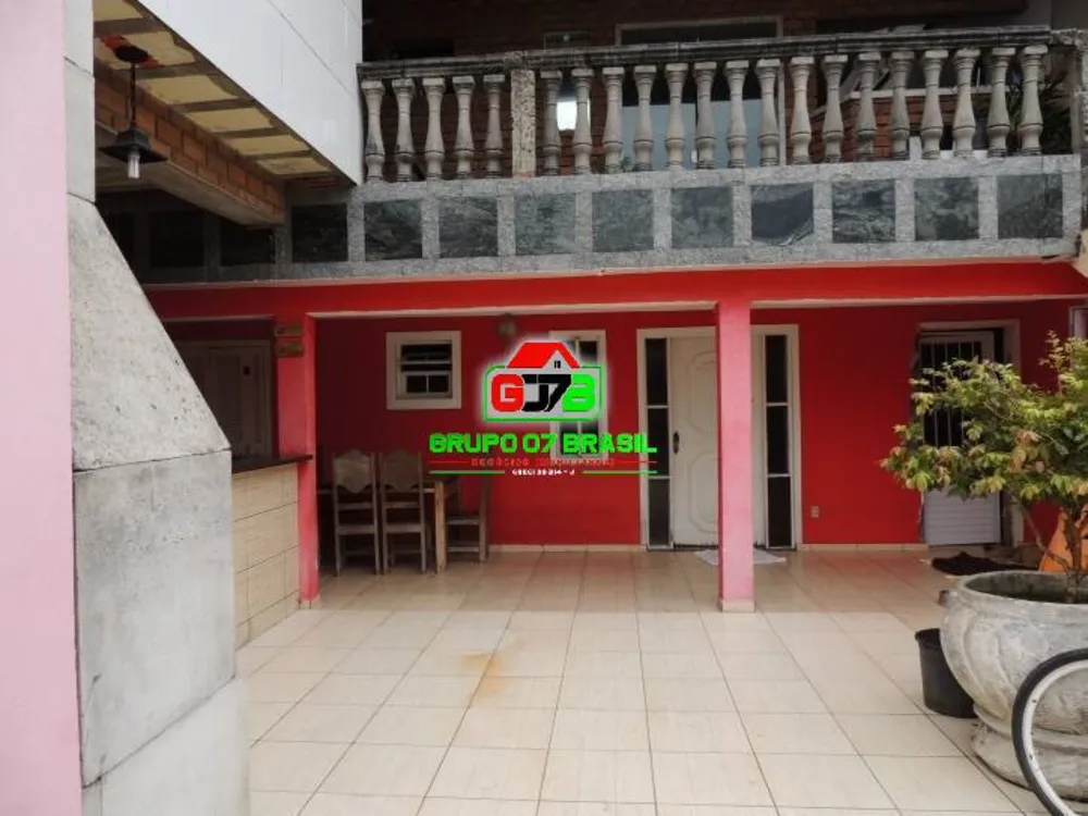 Casa, 5 quartos, 325 m² - Foto 1