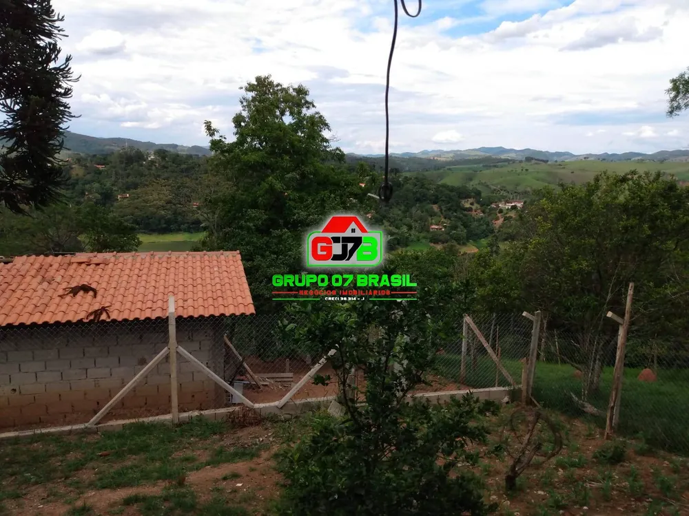 Chácara, 2 quartos, 2700 m² - Foto 1