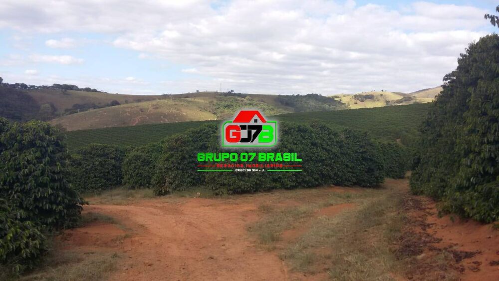 Fazenda à venda com 3 quartos, 200m² - Foto 1