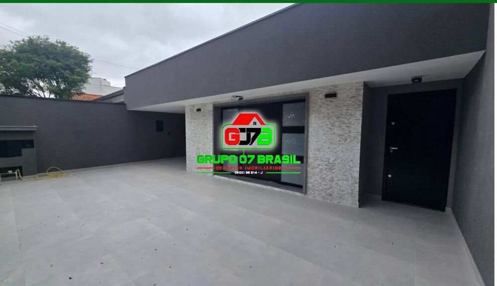Casa à venda com 5 quartos, 278m² - Foto 1