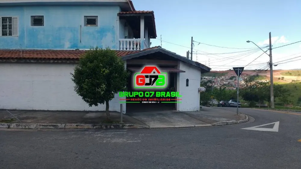 Sobrado, 3 quartos, 11957 m² - Foto 1