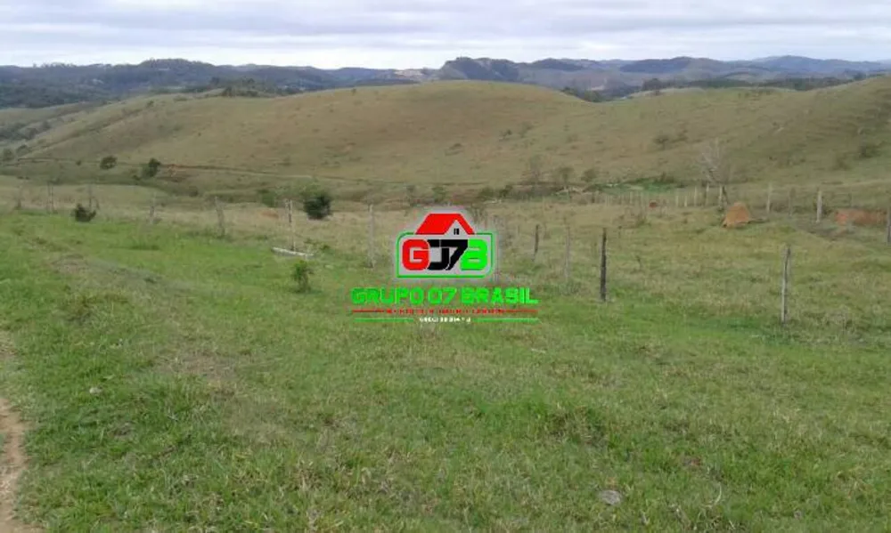 Terreno, 302 m² - Foto 1