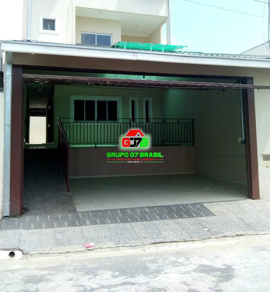 Casa, 4 quartos, 235 m² - Foto 2