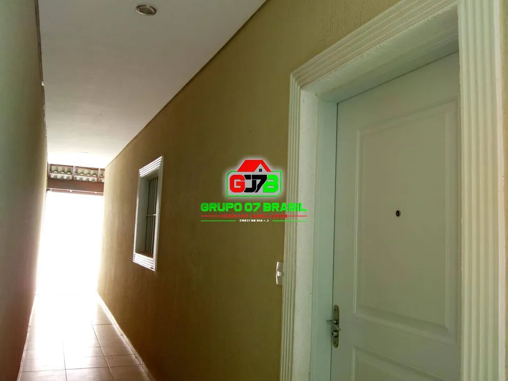 Casa, 4 quartos, 235 m² - Foto 4