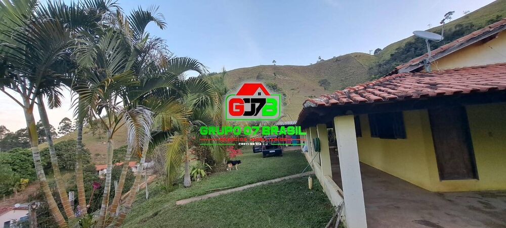 Sítio à venda com 3 quartos, 120m² - Foto 1