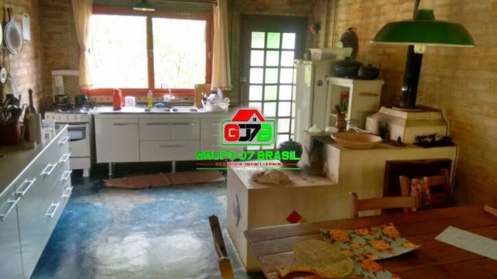Sítio à venda com 3 quartos, 55000m² - Foto 2