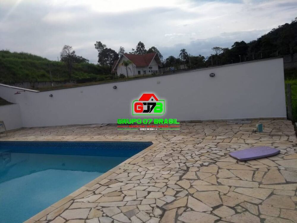 Casa de Condomínio à venda com 3 quartos, 300m² - Foto 4