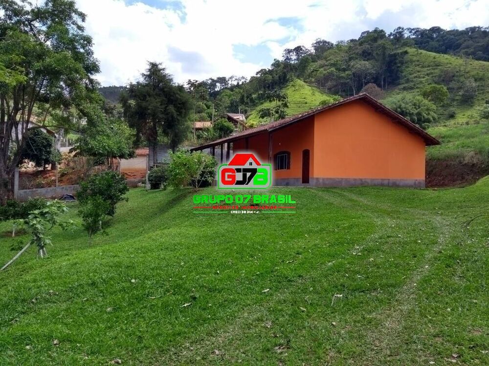 Chácara, 3 quartos, 2675 m² - Foto 1