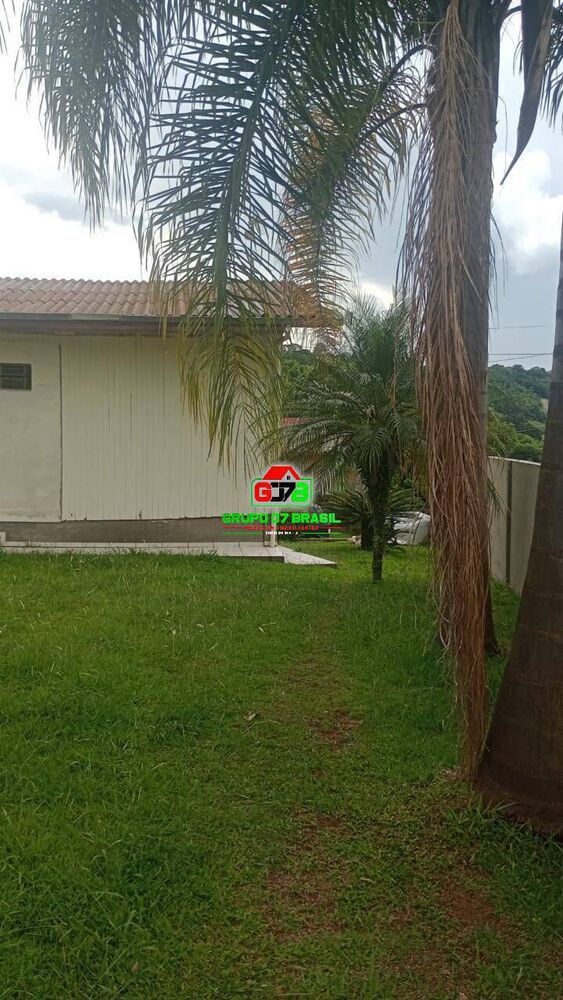Casa à venda com 3 quartos, 330m² - Foto 3
