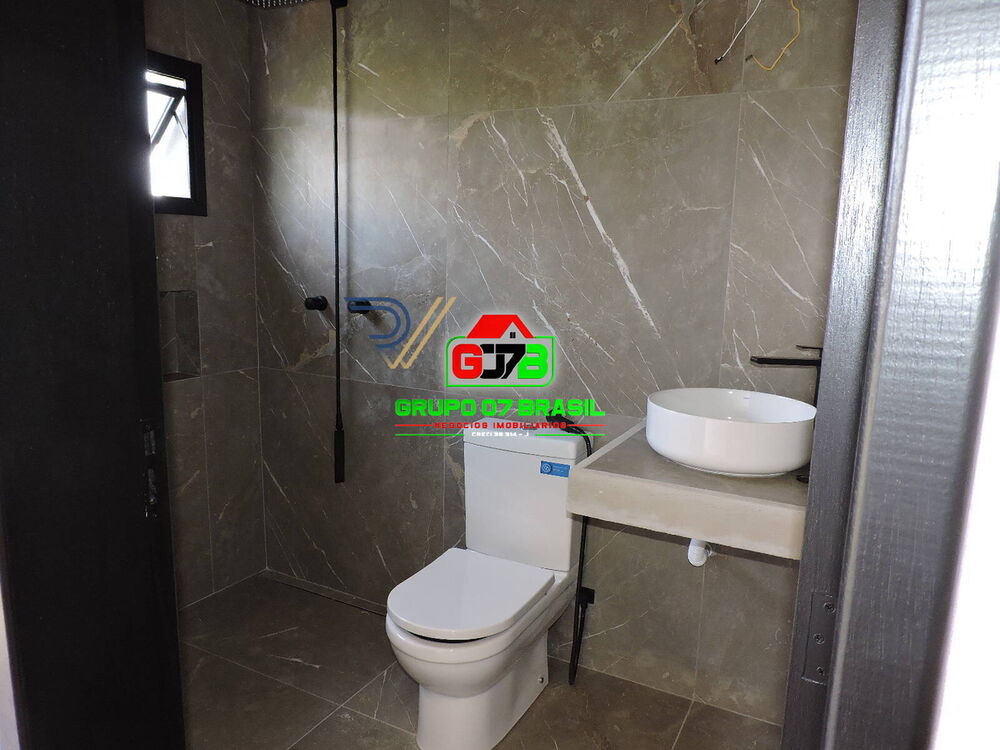 Casa de Condomínio à venda com 3 quartos, 420m² - Foto 1