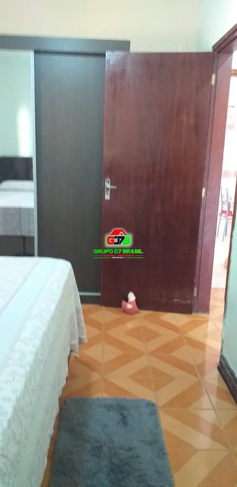 Chácara, 3 quartos, 2818 m² - Foto 2