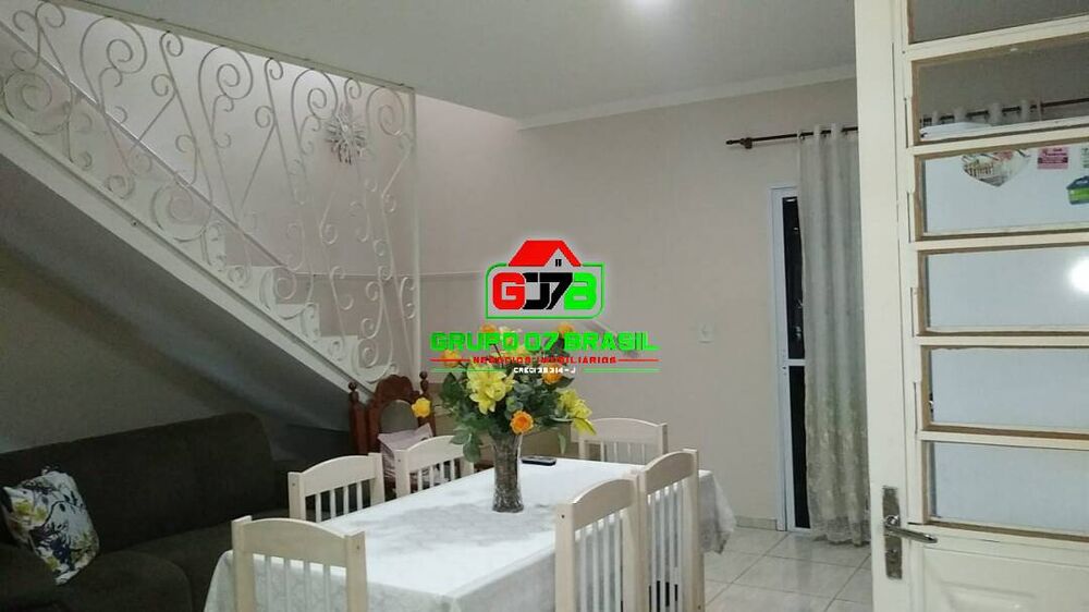 Casa, 4 quartos, 200 m² - Foto 1