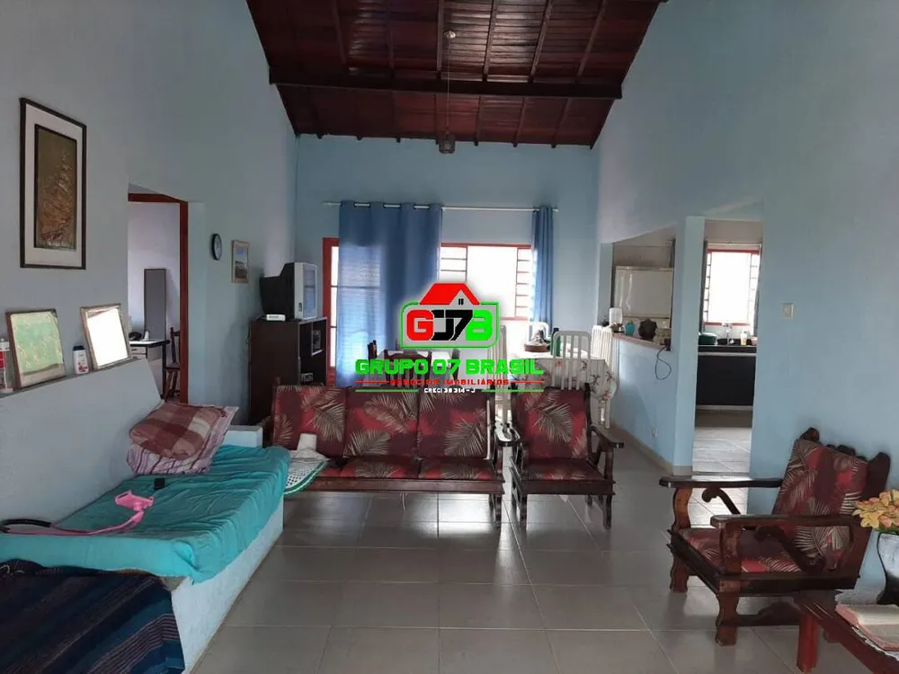 Chácara, 3 quartos, 4000 m² - Foto 2