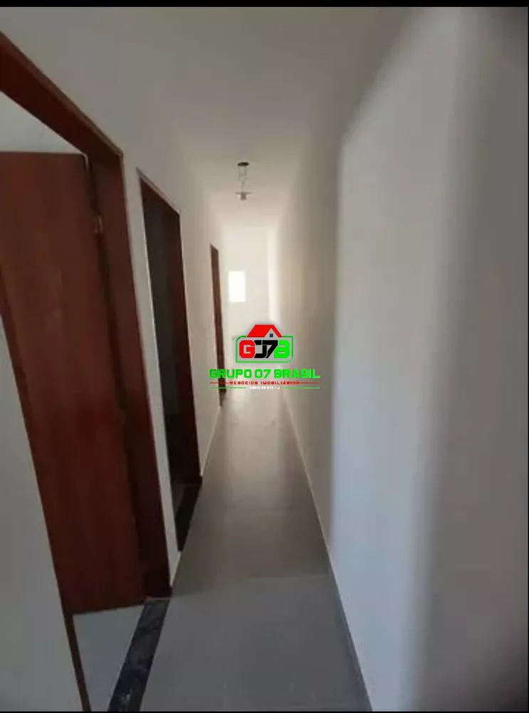 Casa à venda com 3 quartos, 80m² - Foto 11