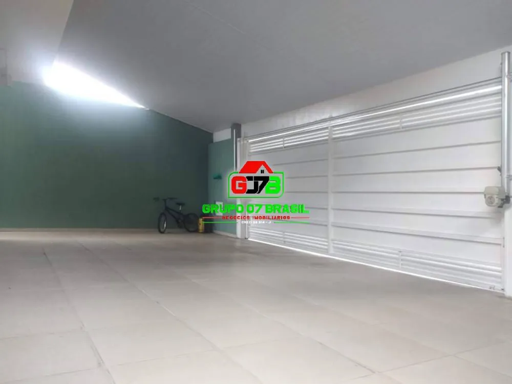 Casa, 3 quartos, 252 m² - Foto 2