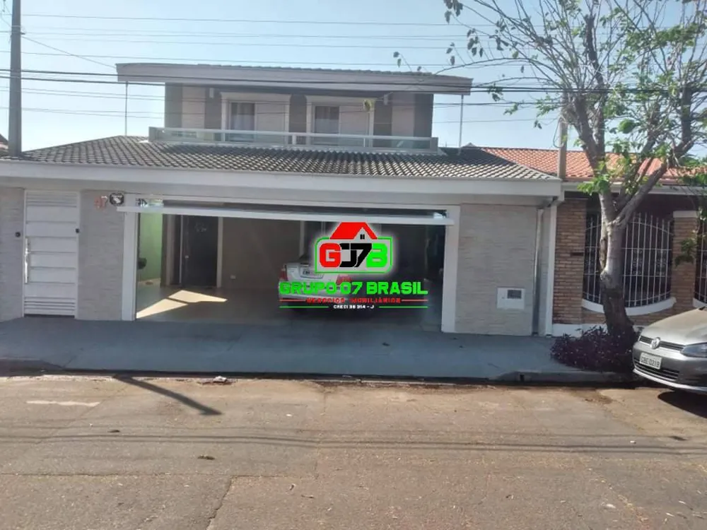 Casa, 3 quartos, 252 m² - Foto 1