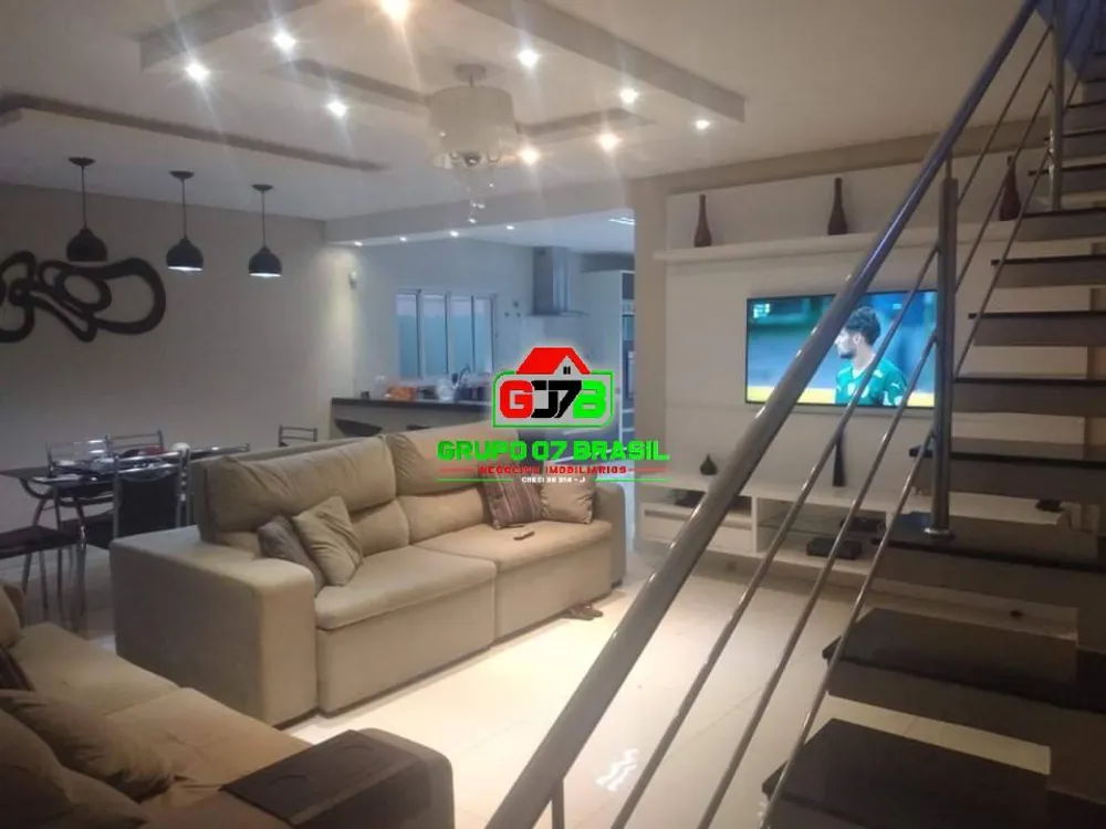 Casa, 3 quartos, 252 m² - Foto 3