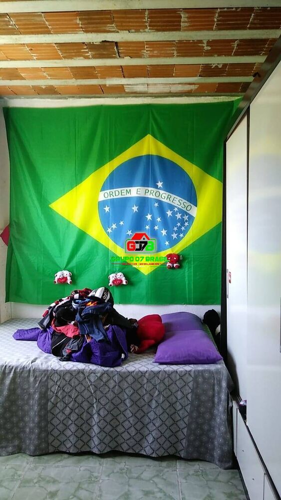 Sobrado à venda com 7 quartos, 160m² - Foto 1