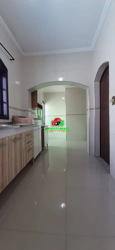 Sobrado, 3 quartos, 194 m² - Foto 8