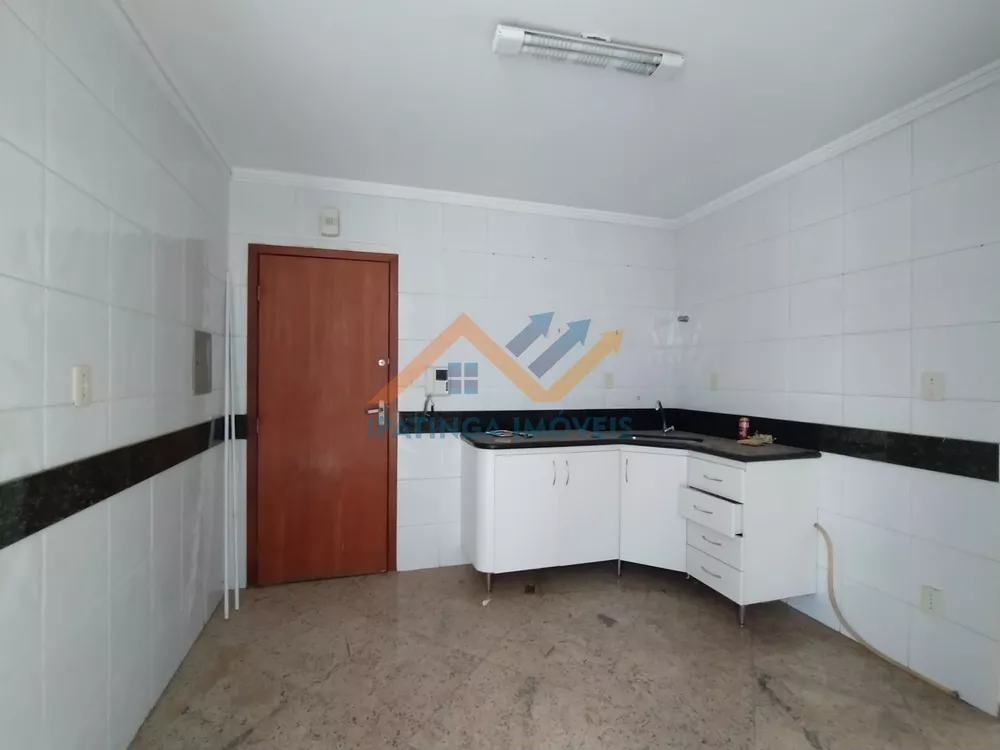 Apartamento à venda com 3 quartos, 160m² - Foto 6