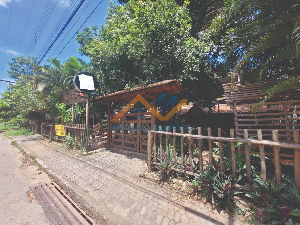 Casa à venda com 6 quartos, 380m² - Foto 4