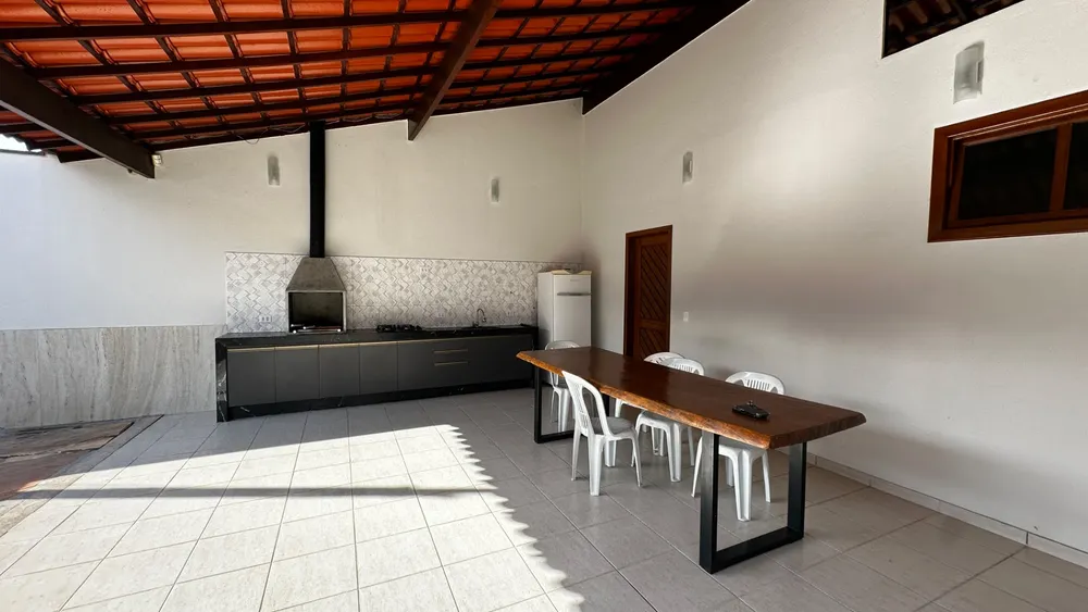 Casa, 4 quartos, 300 m² - Foto 2