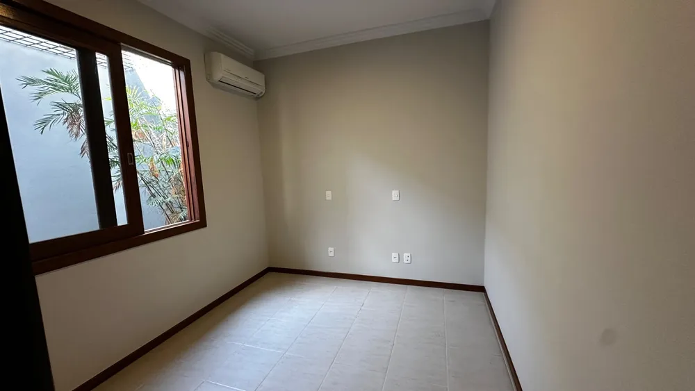 Casa, 4 quartos, 300 m² - Foto 9