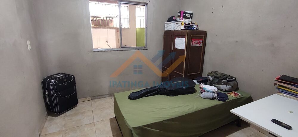 Casa à venda com 3 quartos, 360m² - Foto 4