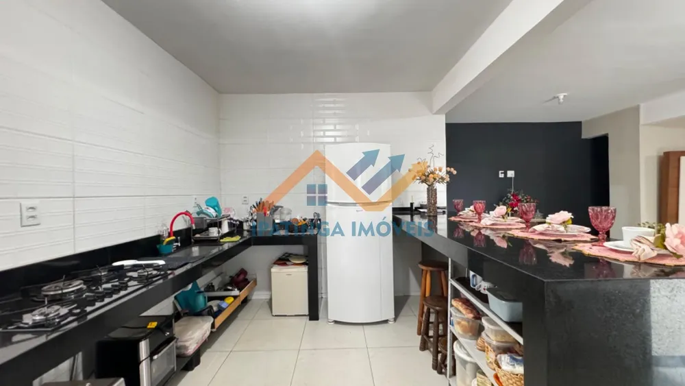Chácara, 5 quartos, 1400 m² - Foto 1