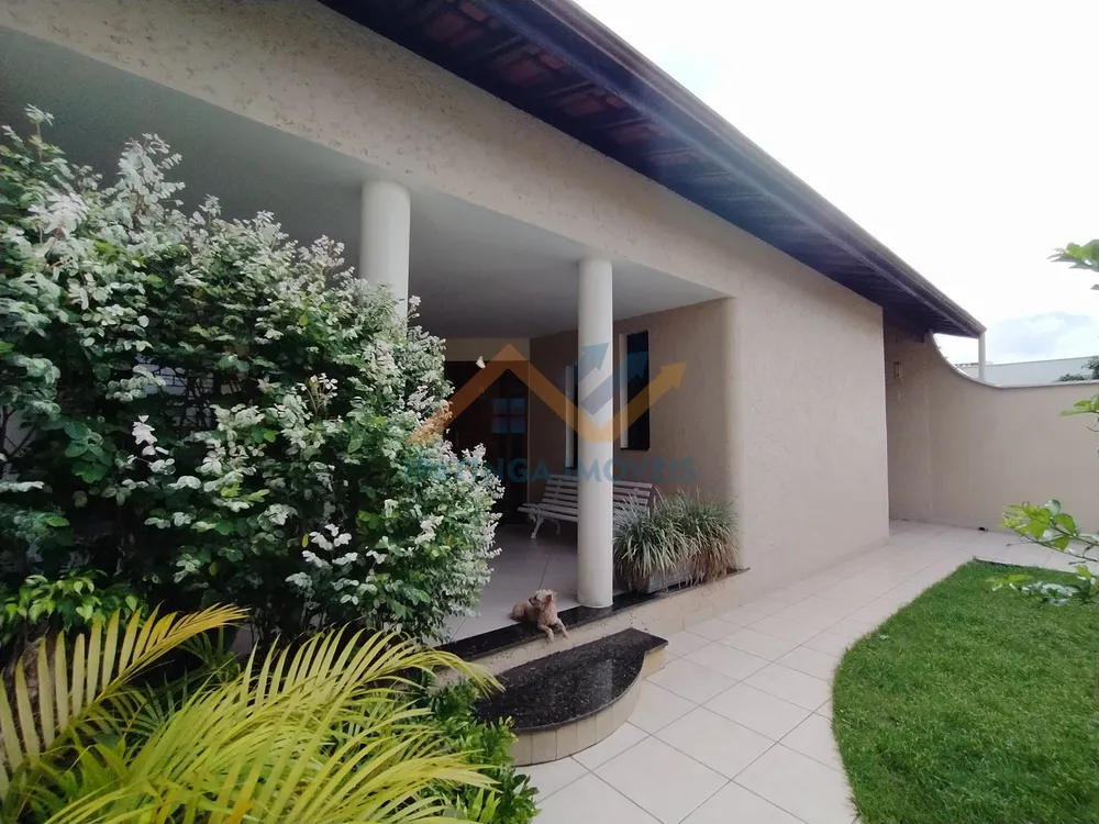 Casa, 4 quartos, 267 m² - Foto 1