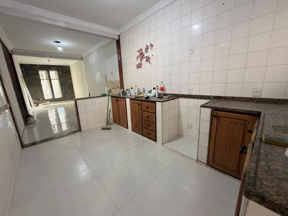 Casa, 3 quartos, 230 m² - Foto 3