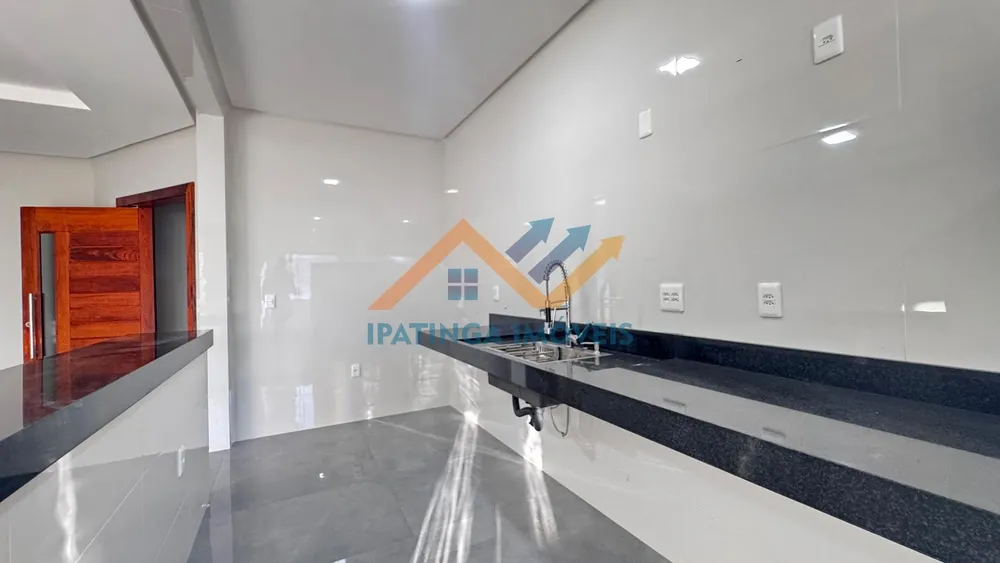 Casa, 4 quartos, 290 m² - Foto 4