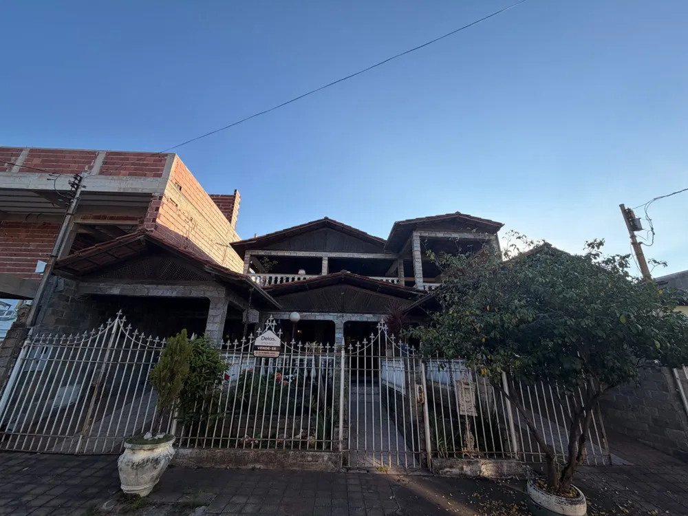 Casa, 3 quartos, 300 m² - Foto 2